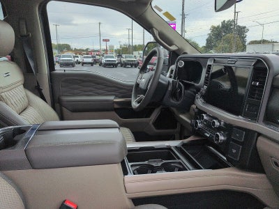 2027 Ford Super Duty F-250 SRW Platinum