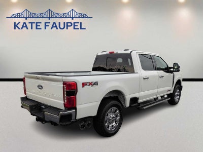 2027 Ford Super Duty F-250 SRW F-250® Lariat®
