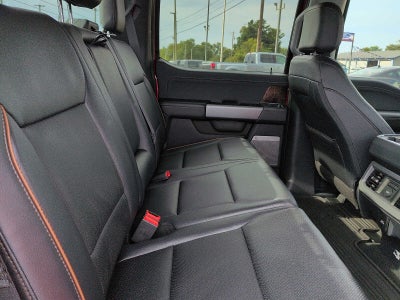 2027 Ford Super Duty F-250 SRW F-250® Lariat®
