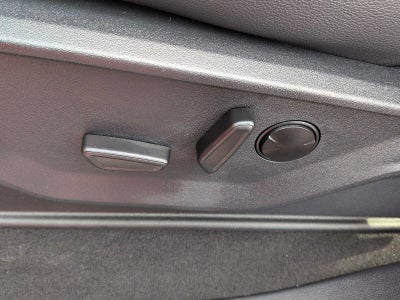 2027 Ford Super Duty F-250 SRW F-250® Lariat®