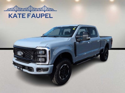 2027 Ford Super Duty F-350 SRW LARIAT