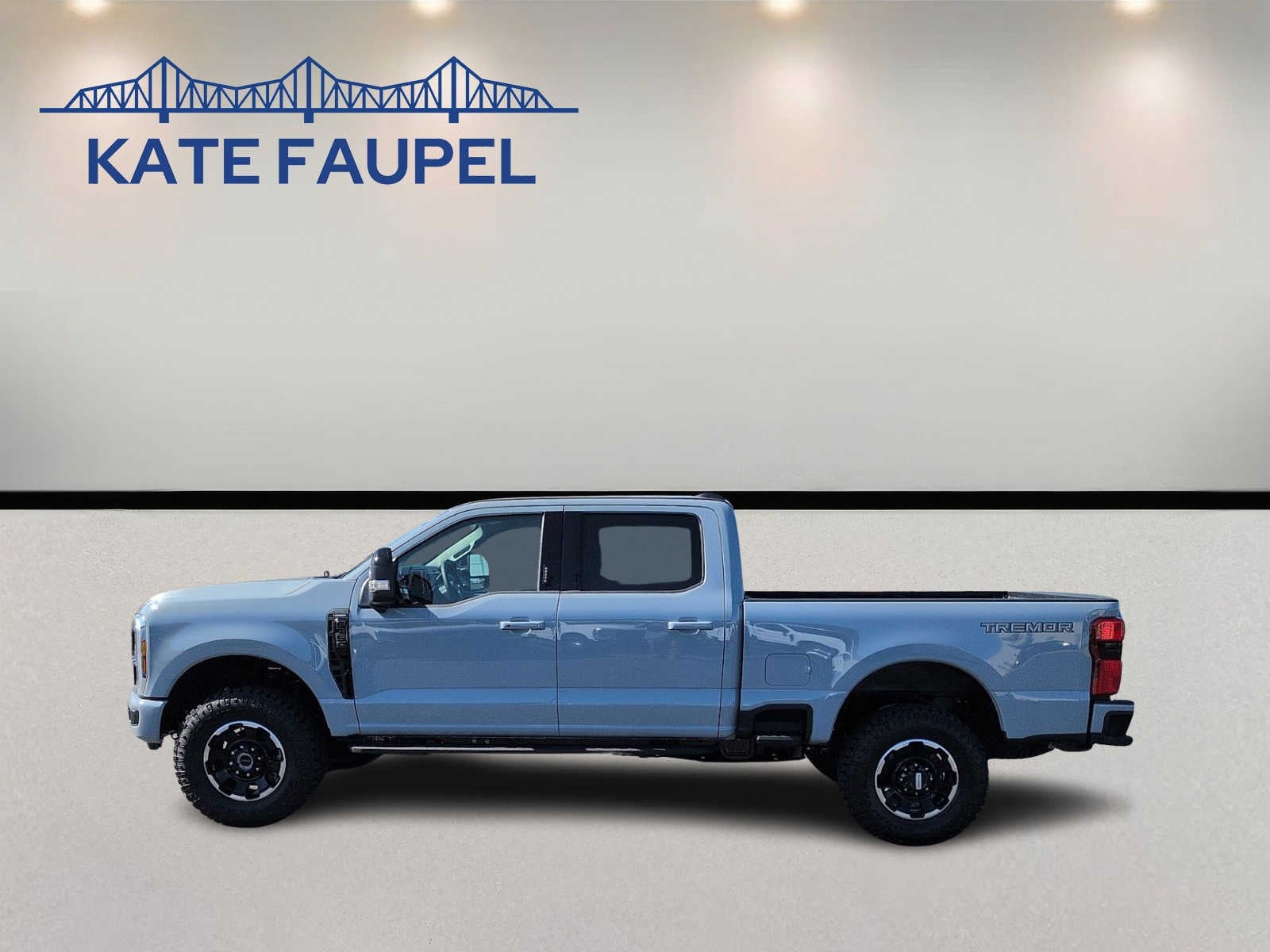 2027 Ford Super Duty F-350 SRW LARIAT