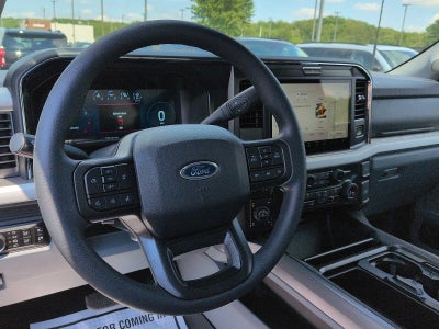 2026 Ford Super Duty F-350 SRW F-350® XLT