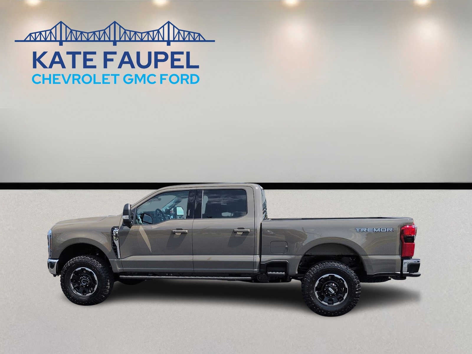 2026 Ford Super Duty F-350 SRW F-350® XLT