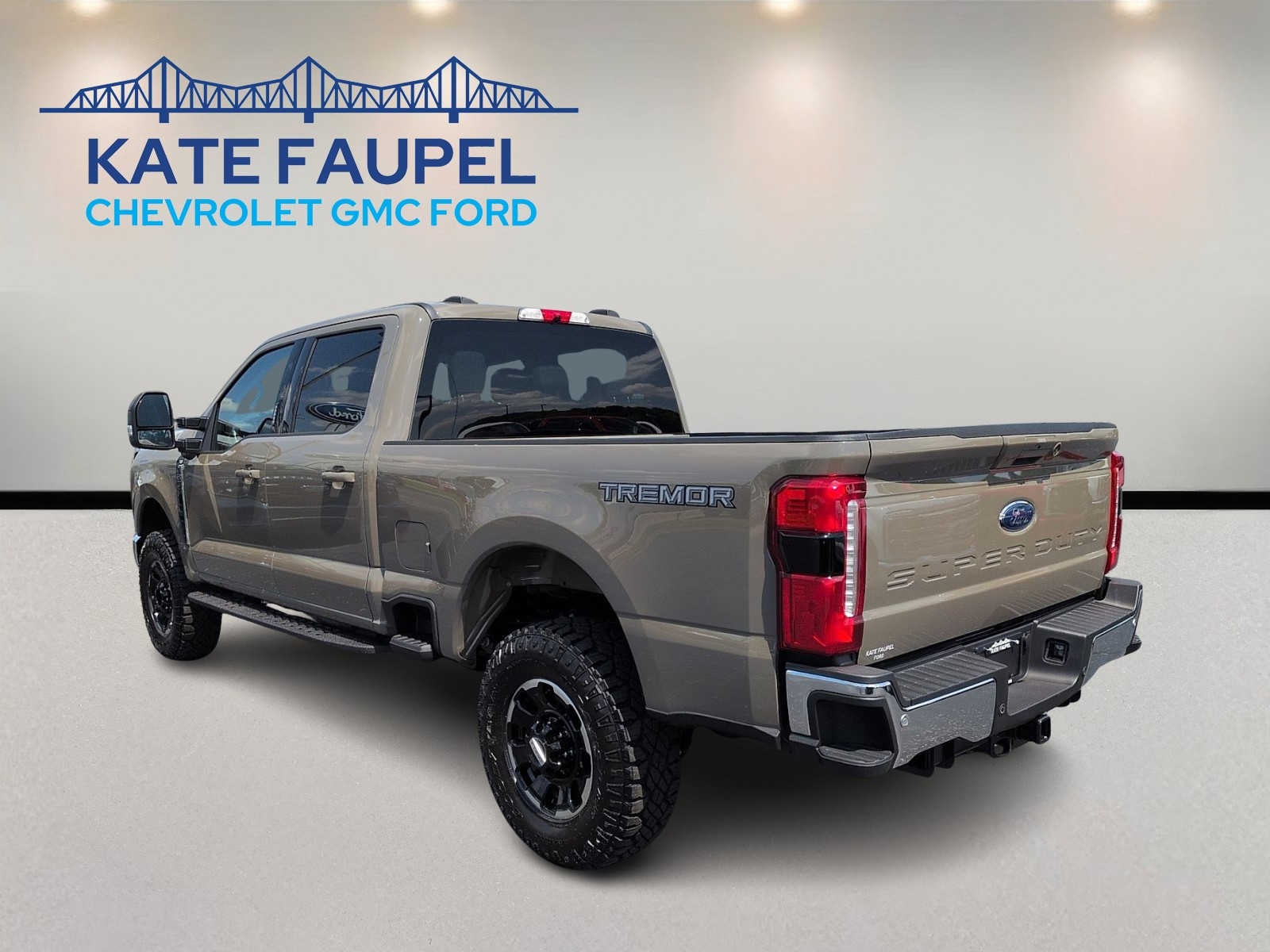 2026 Ford Super Duty F-350 SRW F-350® XLT