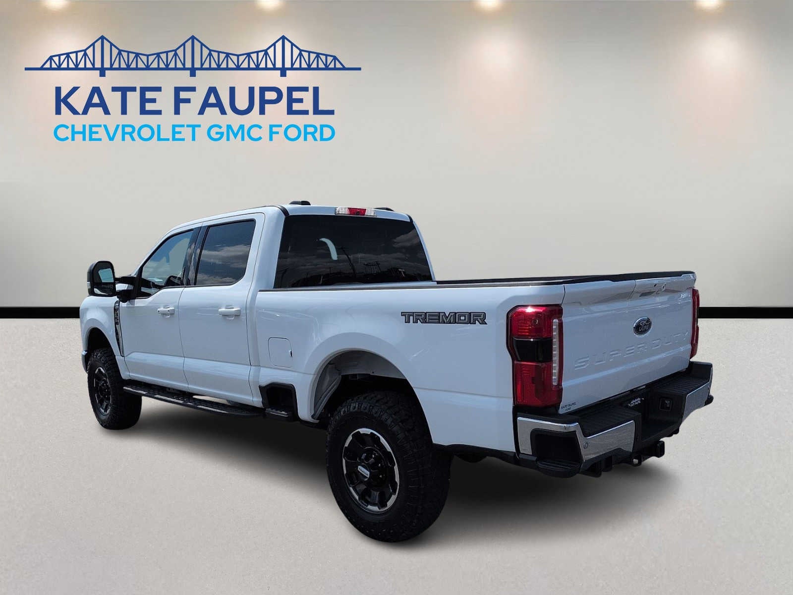2026 Ford Super Duty F-350 SRW F-350® XLT