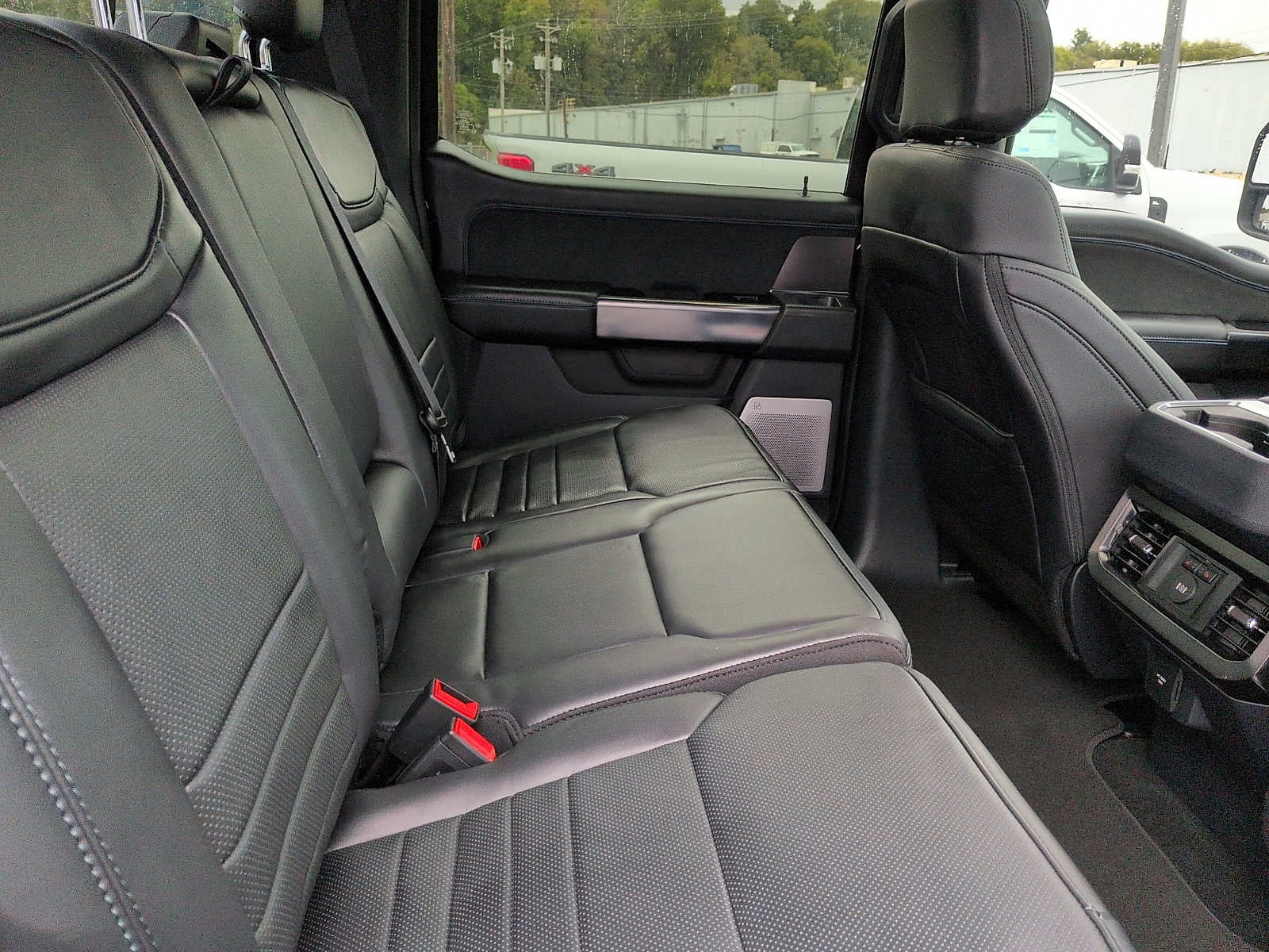 2027 Ford Super Duty F-450 Pickup Platinum