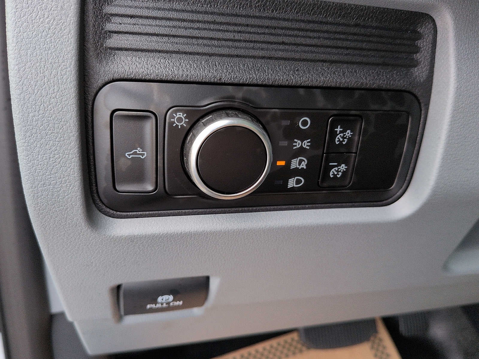 2027 Ford Super Duty F-250 SRW XL