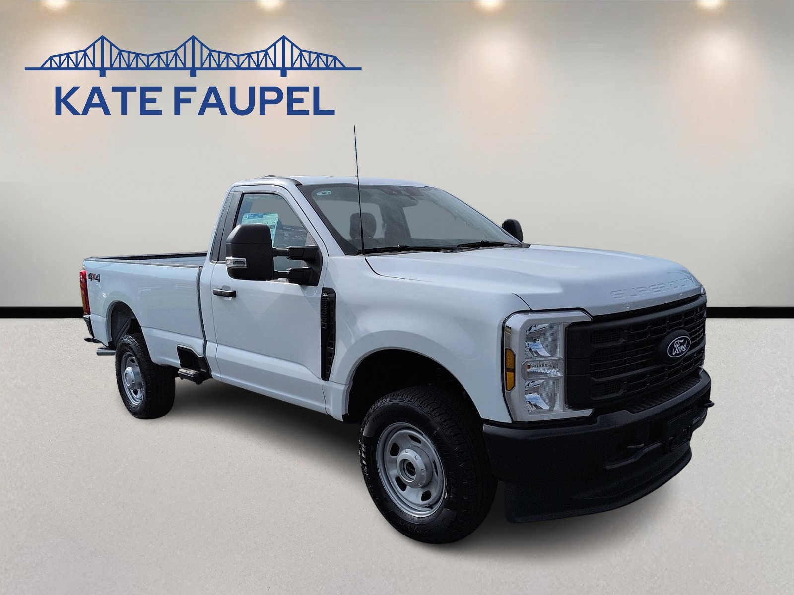 2027 Ford Super Duty F-350 SRW XL