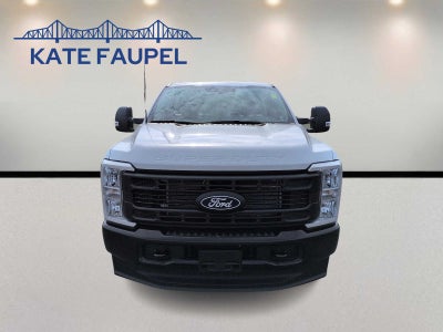 2027 Ford Super Duty F-350 SRW XL