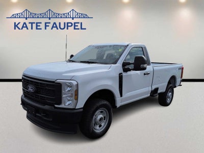 2027 Ford Super Duty F-350 SRW XL