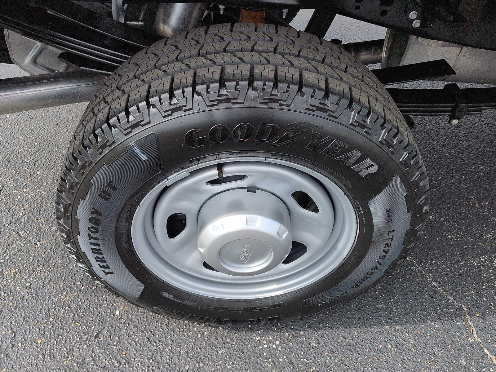 2027 Ford Super Duty F-350 SRW XL