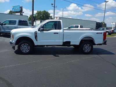 2025 Ford Super Duty F-350 SRW XLT