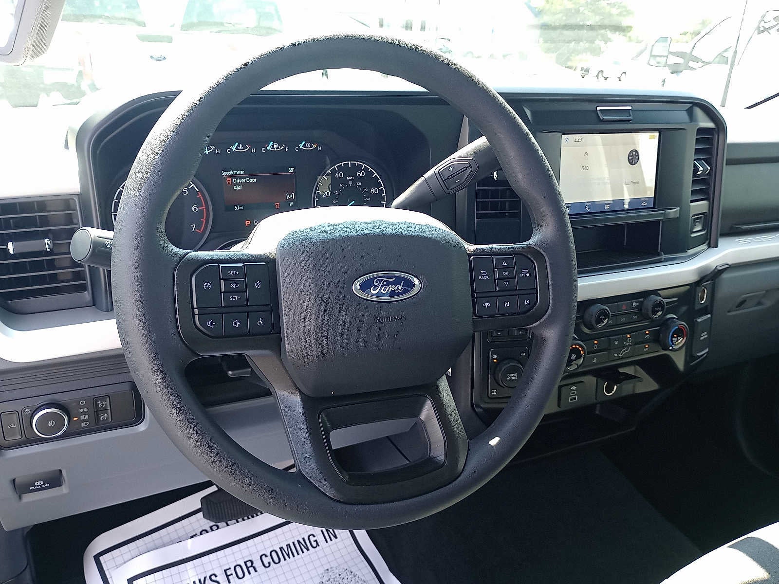 2025 Ford Super Duty F-350 SRW XLT