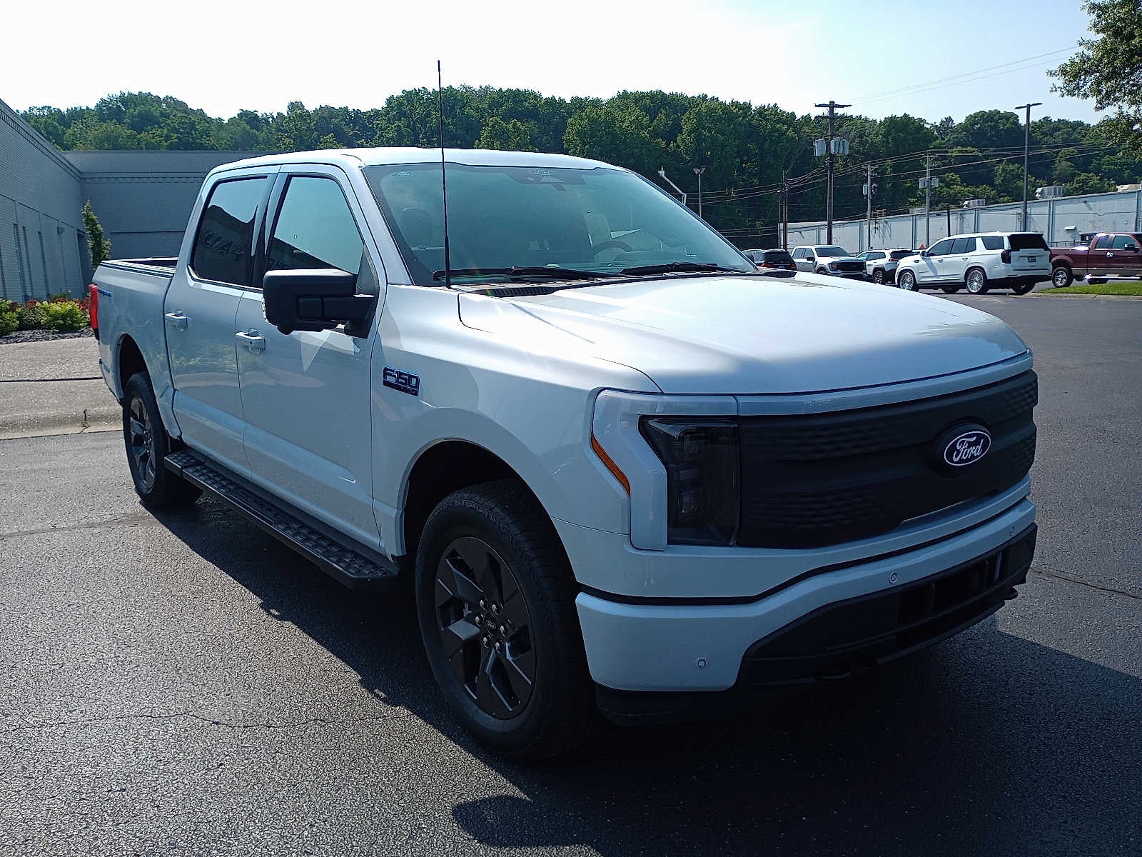 2025 Ford F-150 Lightning Flash