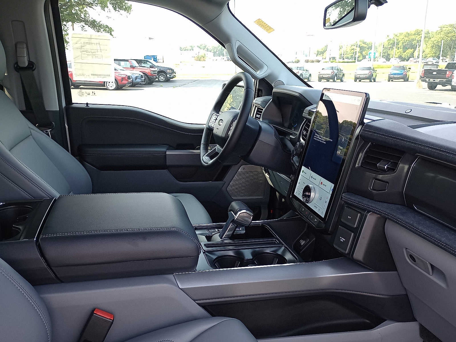 2025 Ford F-150 Lightning Flash