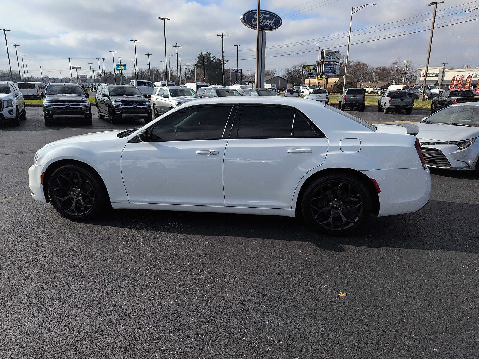 2019 Chrysler 300 Touring