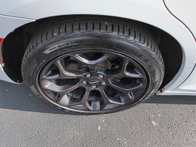 2019 Chrysler 300 Touring