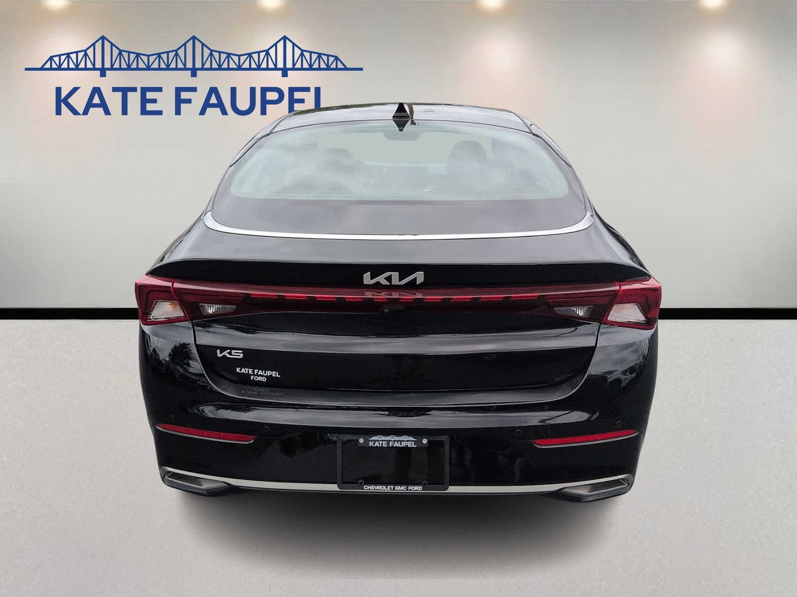 2023 Kia K5 EX