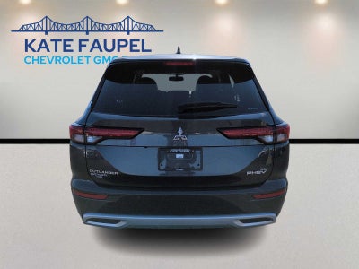 2024 Mitsubishi Outlander Plug-In Hybrid SE