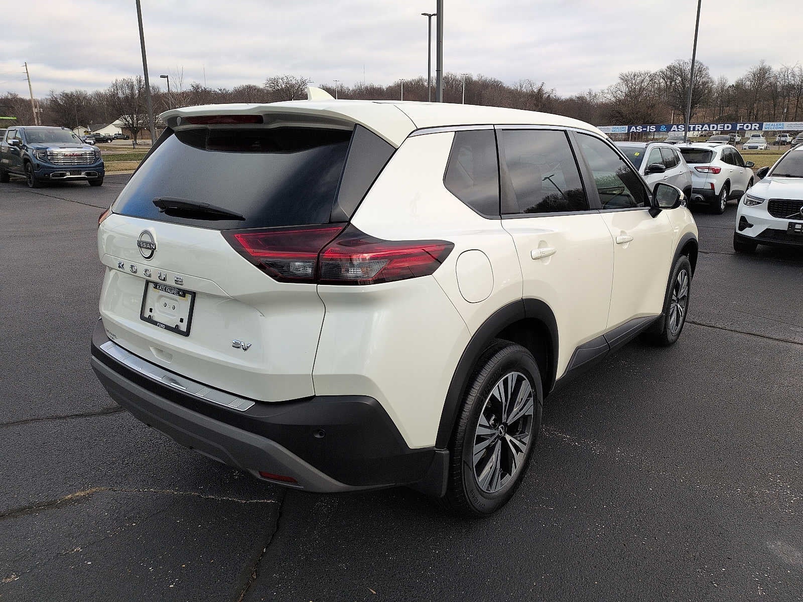 2022 Nissan Rogue SV