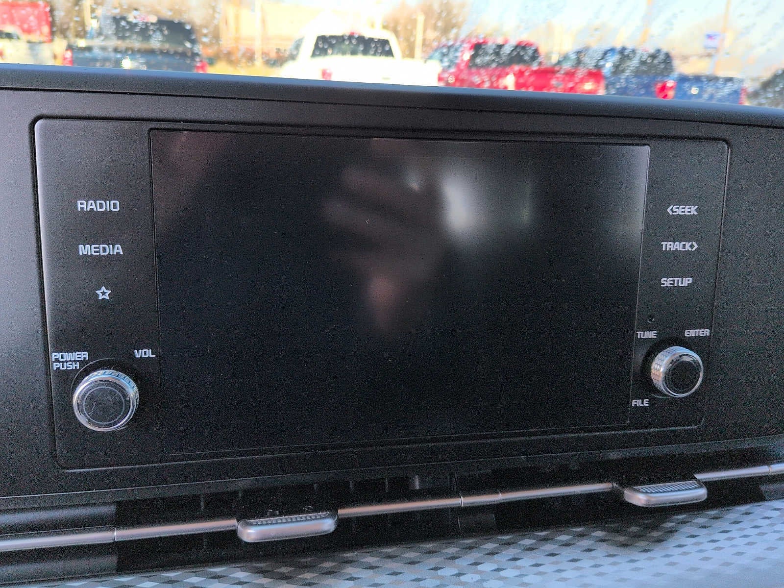 2023 Kia Carnival LX