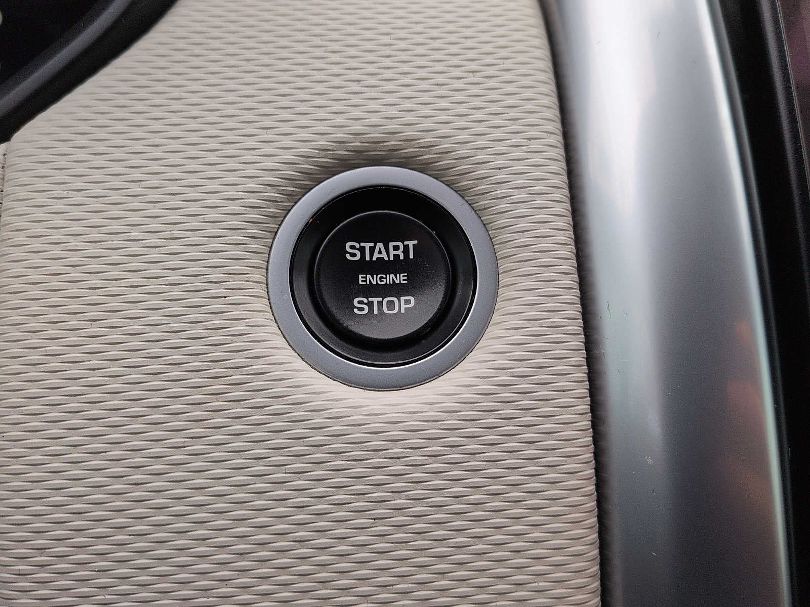 2022 Land Rover Discovery S R-Dynamic